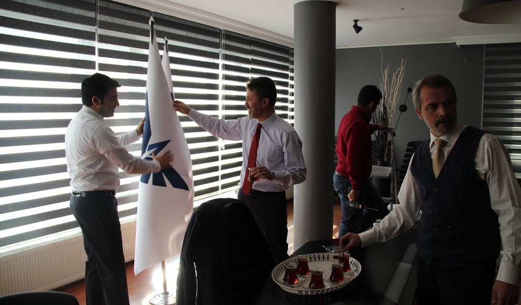 Açılış hazırlıkları